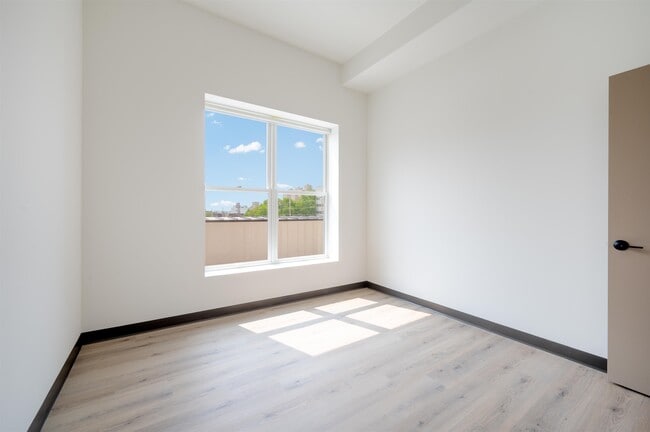 Photo - 857 BERGEN Ave Unit 502