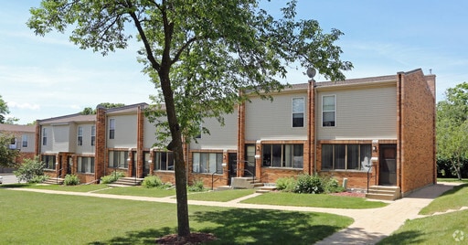 Photo - 2, and 3 Bedroom Townhomes and, 1 Bedroom Apartments Unit 2620