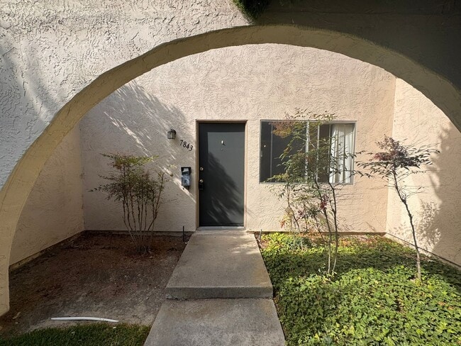 Building Photo - Welcome to this beautiful home in the high...