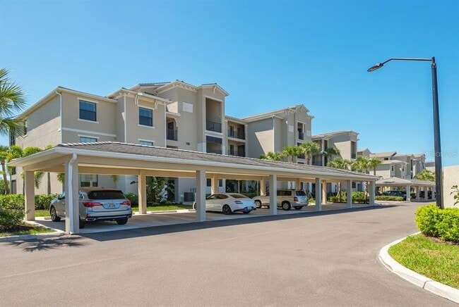Photo - 17902 Gawthrop Dr Unit 304