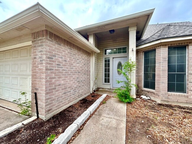 Photo - 1601 Waterfall Ave