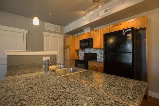 Photo - 5233 Boardwalk Dr