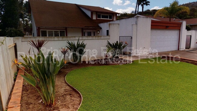 Photo - 15374 Calle Juanito Casa