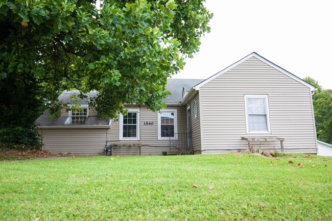 Photo - 1540 Independence St