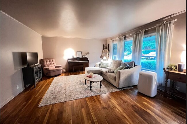 Photo - 5316 W River Rd