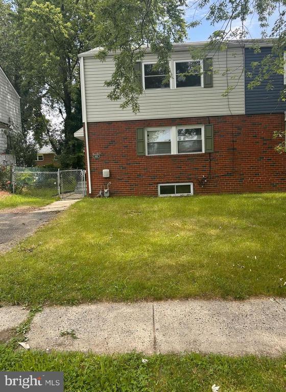 Photo - 1021 E Williams Cir House