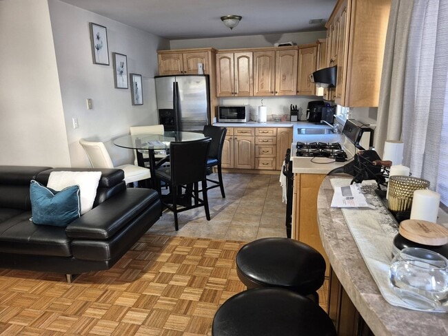 Building Photo - 119 McKinley Ave Unit FL 1