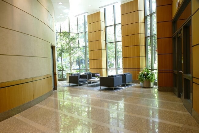 Photo - 400 N La Salle Dr Unit 3803