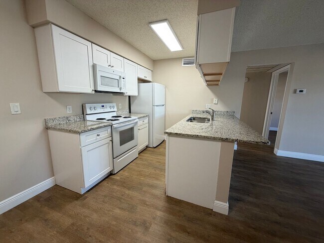 Photo - ANNUAL RENTAL - 1 BED / 1 BATH CONDO AT MYSTIC GARDENS