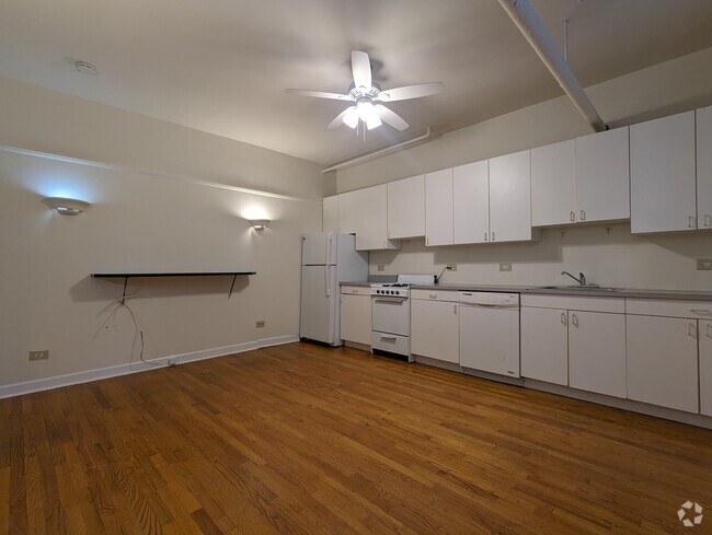 Building Photo - 822 W Waveland Ave Unit 816-35 Rental