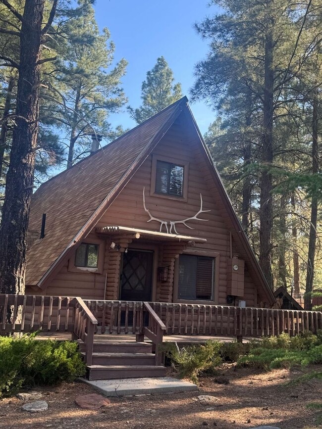 Building Photo - Charming A-Frame Home in Kachina Village w...