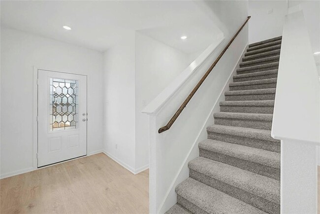 Photo - 237 Fairlawn Wy