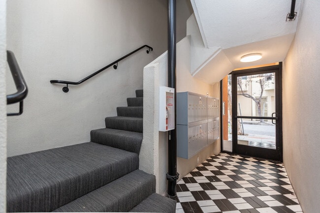 Photo - 22 Vandewater