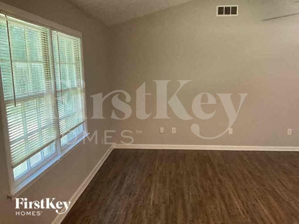 Photo - 135 Lazy Hollow Ln