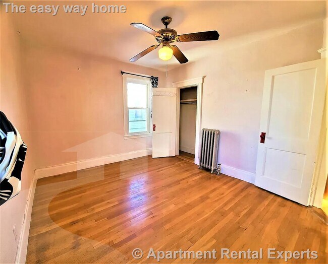 Photo - 39 Waterhouse St Unit #2