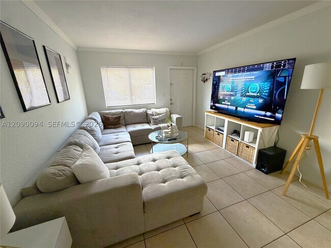Photo - 17302 NW 74th Ave Unit 101