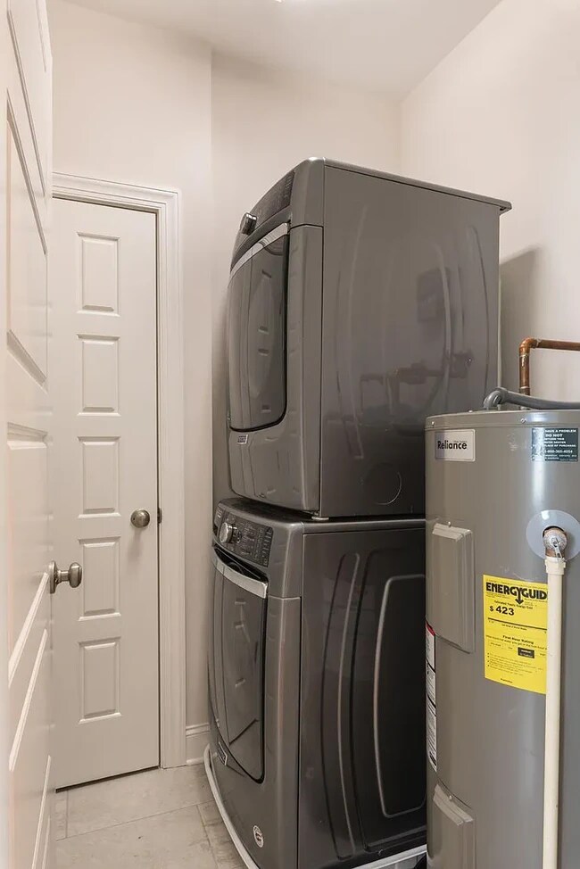 Photo - 1429 Park Ave