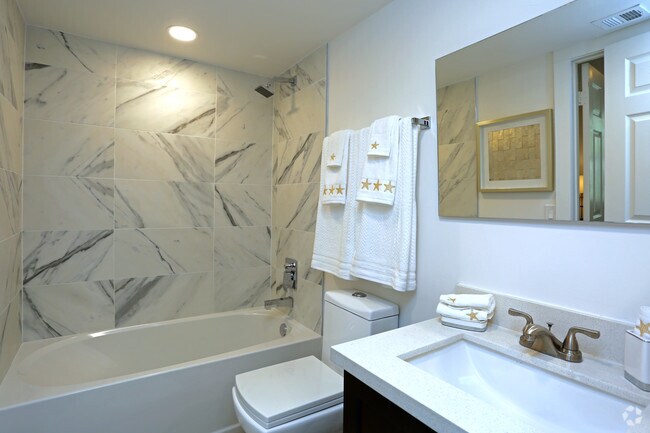 Bathroom - 10X Weston