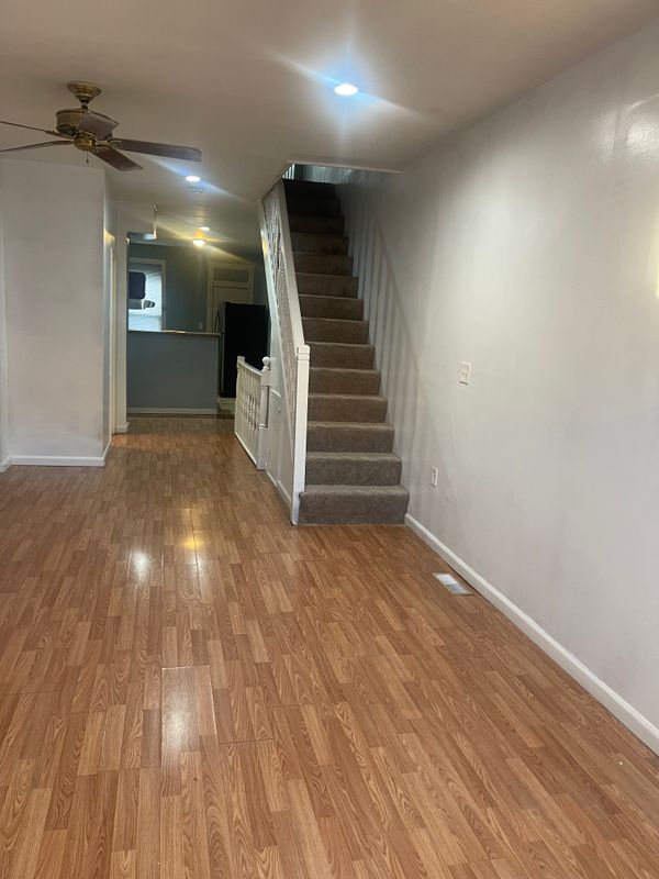 Photo - 518 Sanford Pl