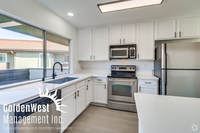 Building Photo - Newly Remodeled 2Bdm 1Ba Condo Located in ...