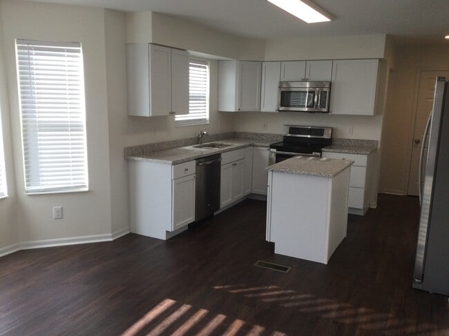 Photo - 2831 Coachlight Ln