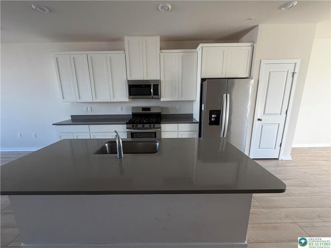 Photo - 4960 Brookside Ct