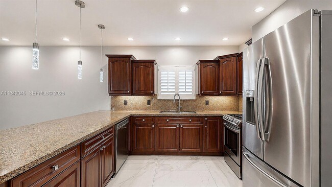 Photo - 16247 SW 92nd Terrace