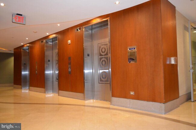 Photo - 811 4th St NW Unit 1019