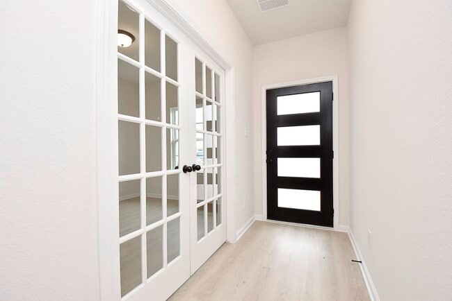 Photo - 8302 Red Shiner Wy