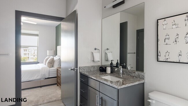 551 Crossroads Pkwy Unit 8304