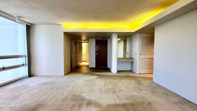 Building Photo - 2047 Nuuanu Ave Unit #1203