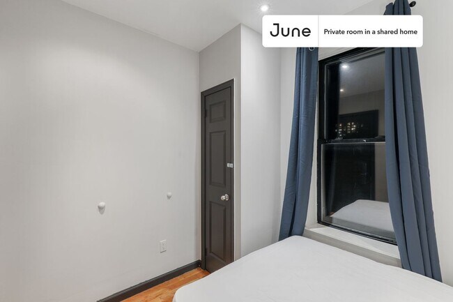 Room in Shared 3 bed/1 bath home in Upper West Side