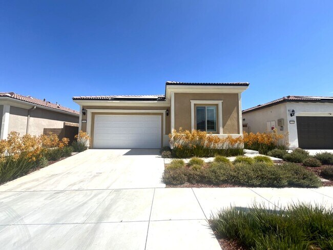 Photo - 2 bed, 2 bath located in Corona, CA! (55+ ONLY)