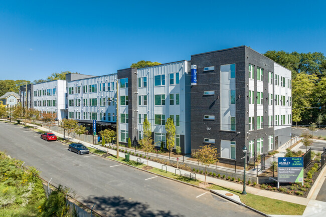 Building Photo - The Vine at Ashley Scholars Landing Rental