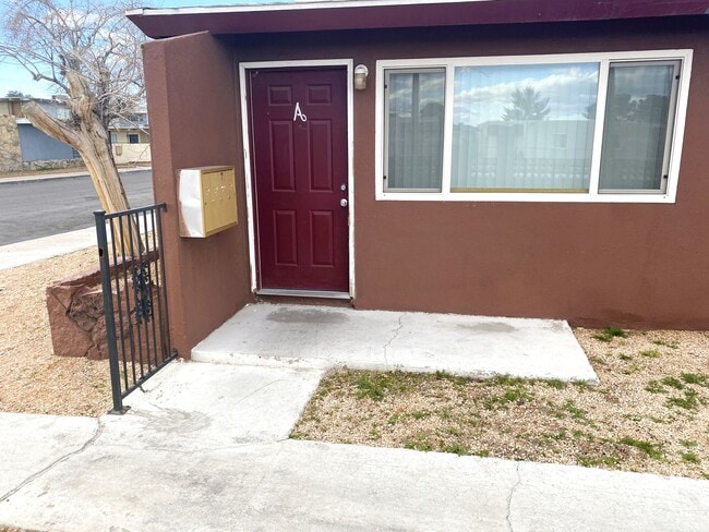 Building Photo - 3200 Arlene Way Unit A