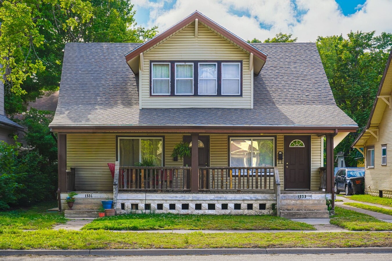COMING SOON! 2b 1 ba w basement, Lawn Care + Trash Included - COMING SOON! 2b 1 ba w basement, Lawn Care + Trash Included