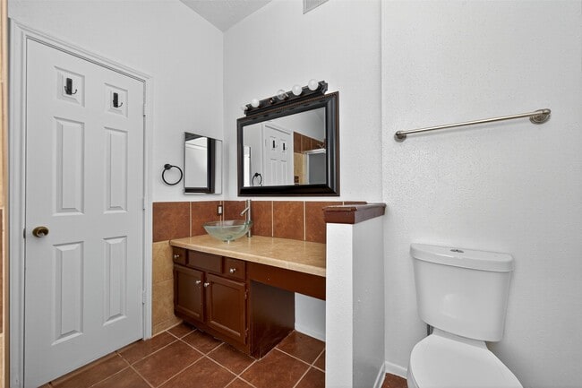 Photo - 4726 Hickorygate Dr