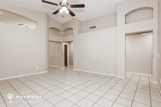 Photo - 7255 E Kramer St