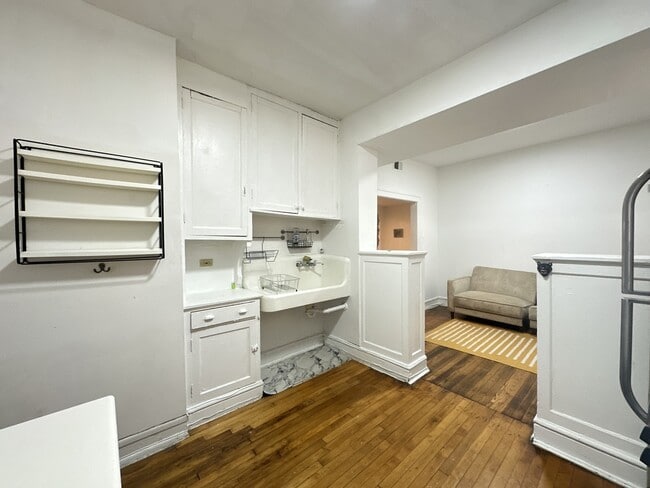 Photo - 2023 N Humboldt Blvd Unidad GF