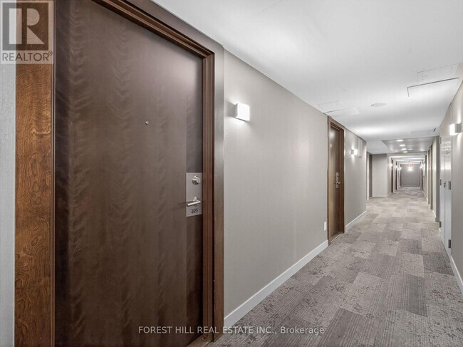 Photo - 135 Village Green Square Unit 3125