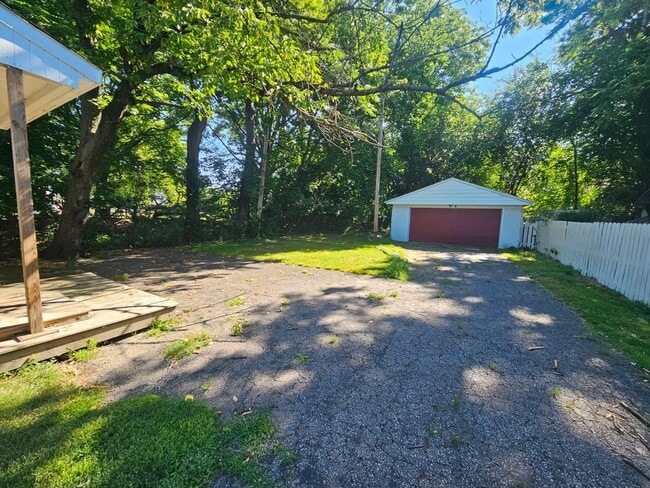 Photo - Spacious 4-Bedroom Cleveland Home with Updated Flooring & 2-Car Garage