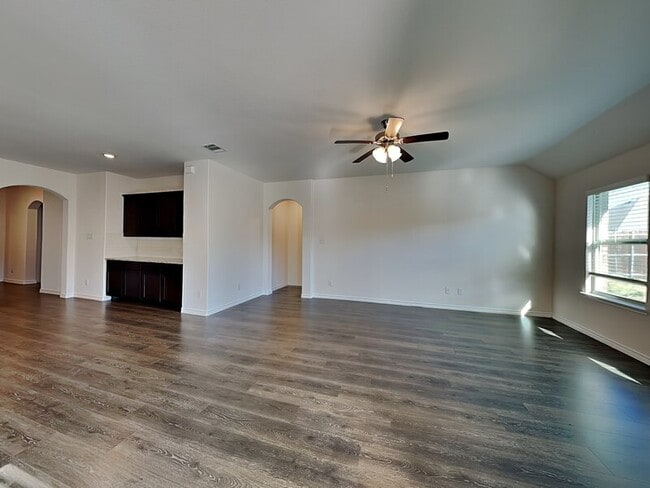 Photo - 148 Whitetail Wy