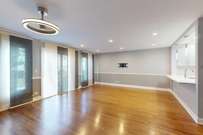 Photo - 333 Redwing Dr