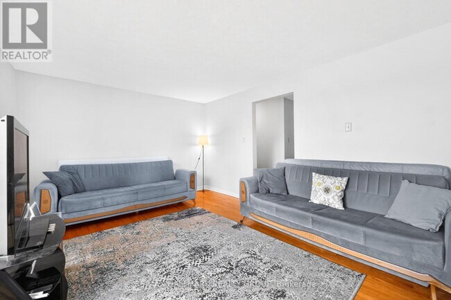 Photo - 2636 Regina St Unit B