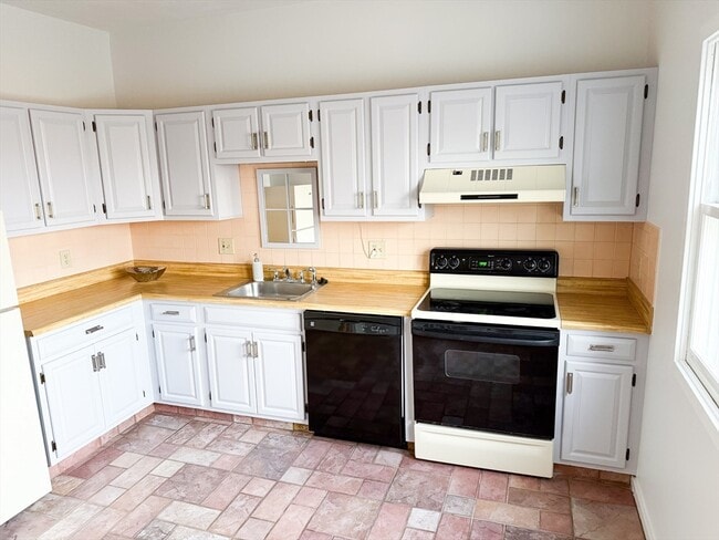 Photo - 5 Fillmore Rd