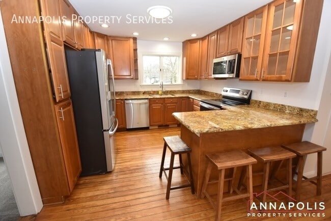 Photo - 254 Severn Rd