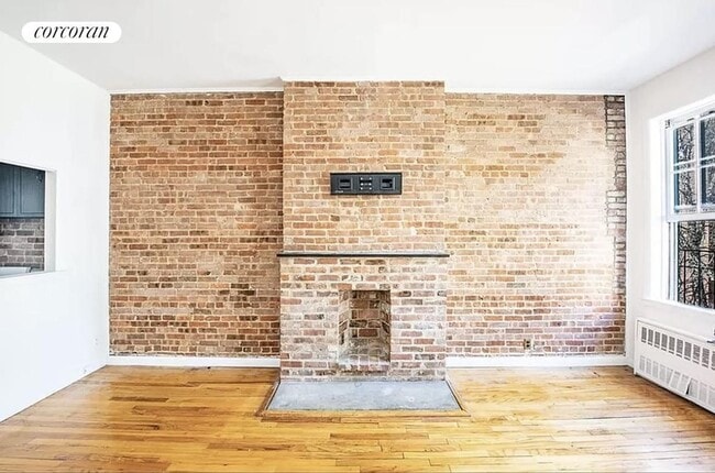 Photo - 409 E 87th St