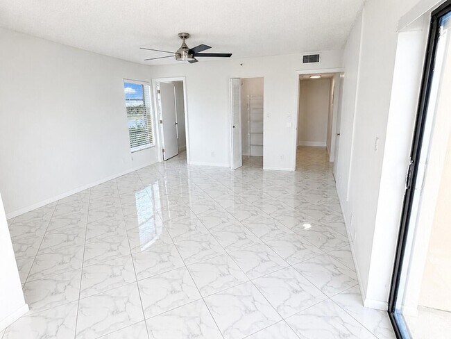 7076 Huntington Ln Unit 6080
