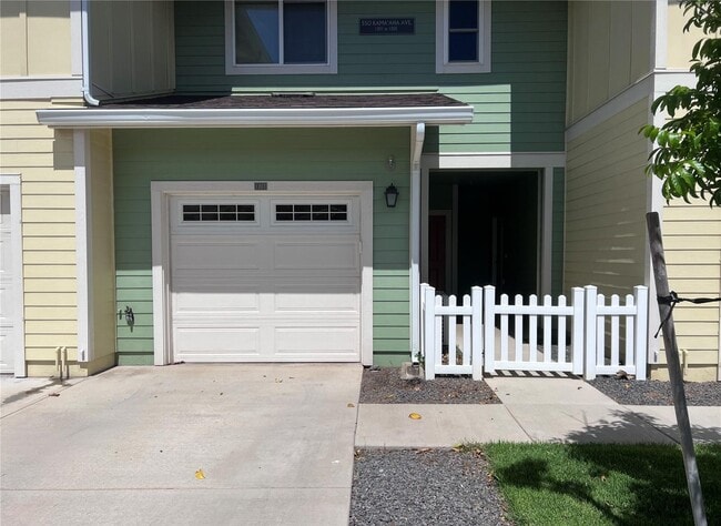 Building Photo - 550 Kamaaha Ave