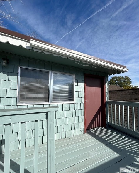 Building Photo - 538 1/2 6th Street Unit